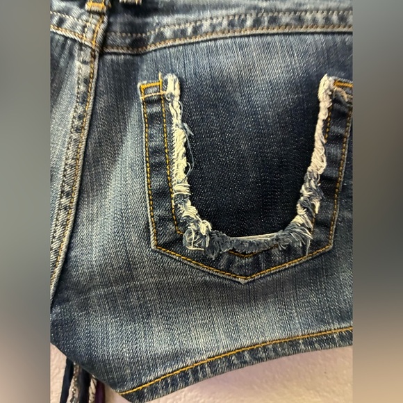 Express Distressed Denim Shorts with Boho Belt 0 - Picture 6 of 16